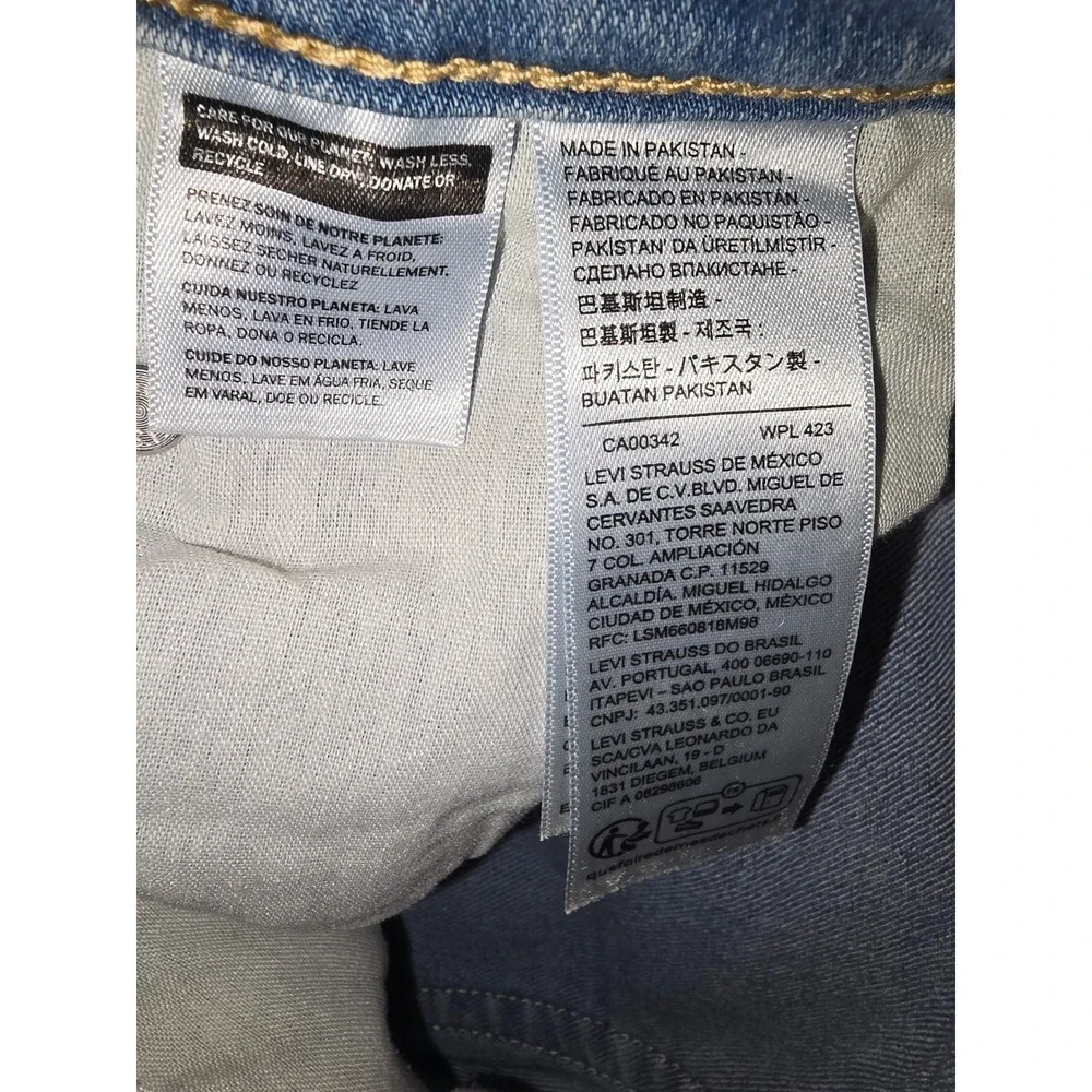 Levis 726 High Rise Flare Jeans Light Wash Raw Hem Denim Womens 26‎ Blue